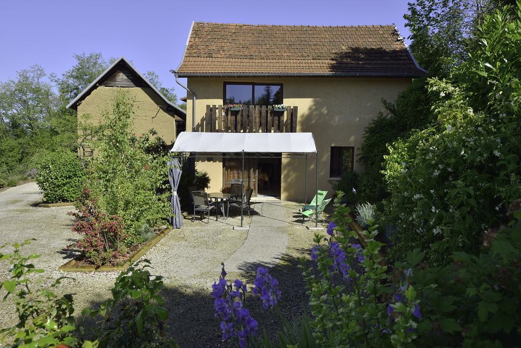 La Parenthese Bed & Breakfast Saint-Genix-sur-Guiers ภายนอก รูปภาพ