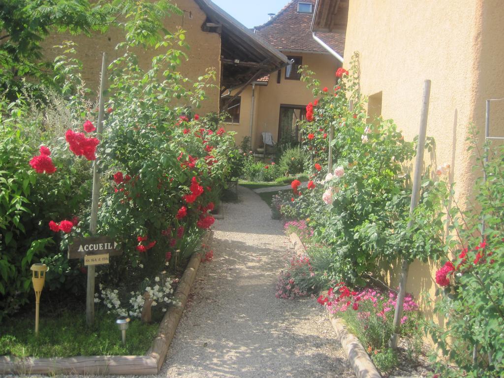 La Parenthese Bed & Breakfast Saint-Genix-sur-Guiers ภายนอก รูปภาพ
