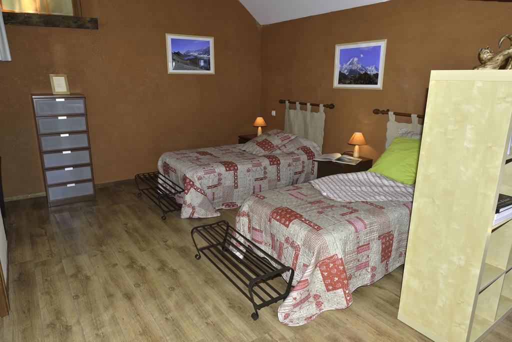 La Parenthese Bed & Breakfast Saint-Genix-sur-Guiers ภายนอก รูปภาพ