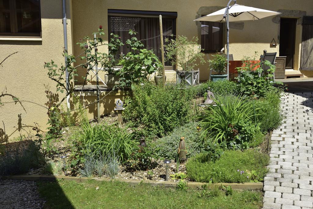 La Parenthese Bed & Breakfast Saint-Genix-sur-Guiers ภายนอก รูปภาพ