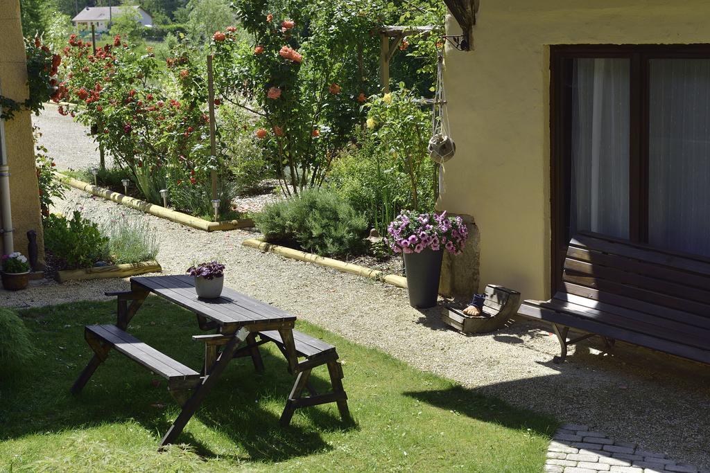 La Parenthese Bed & Breakfast Saint-Genix-sur-Guiers ภายนอก รูปภาพ