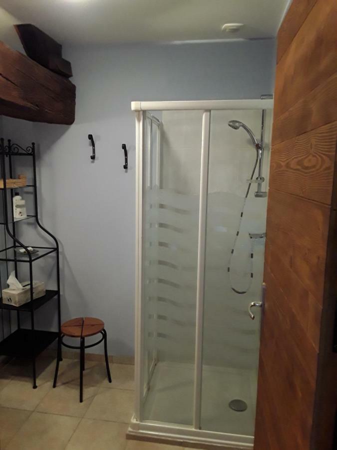 La Parenthese Bed & Breakfast Saint-Genix-sur-Guiers ภายนอก รูปภาพ