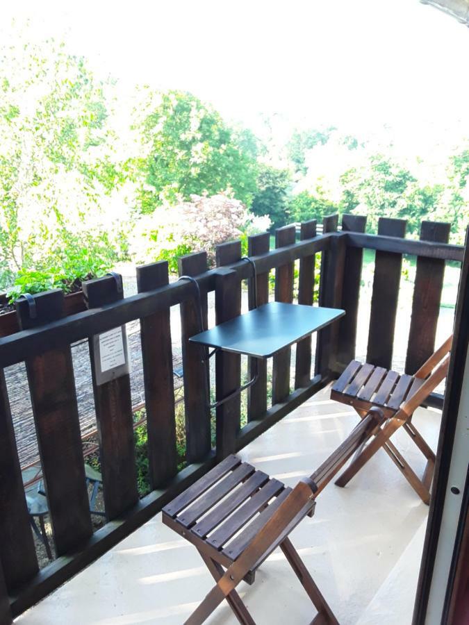 La Parenthese Bed & Breakfast Saint-Genix-sur-Guiers ภายนอก รูปภาพ